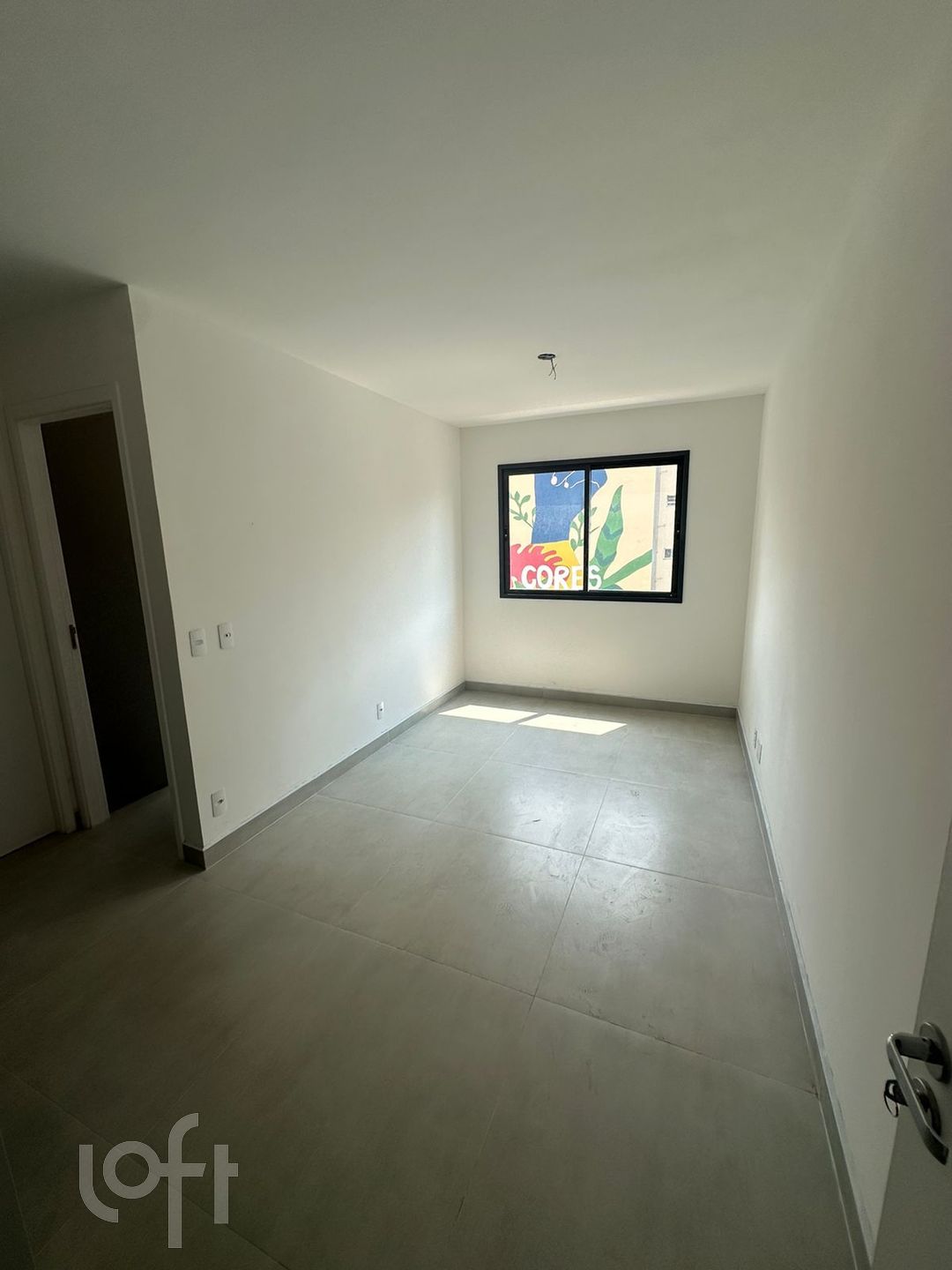 Apartamento à venda com 1 quarto, 27m² - Foto 1