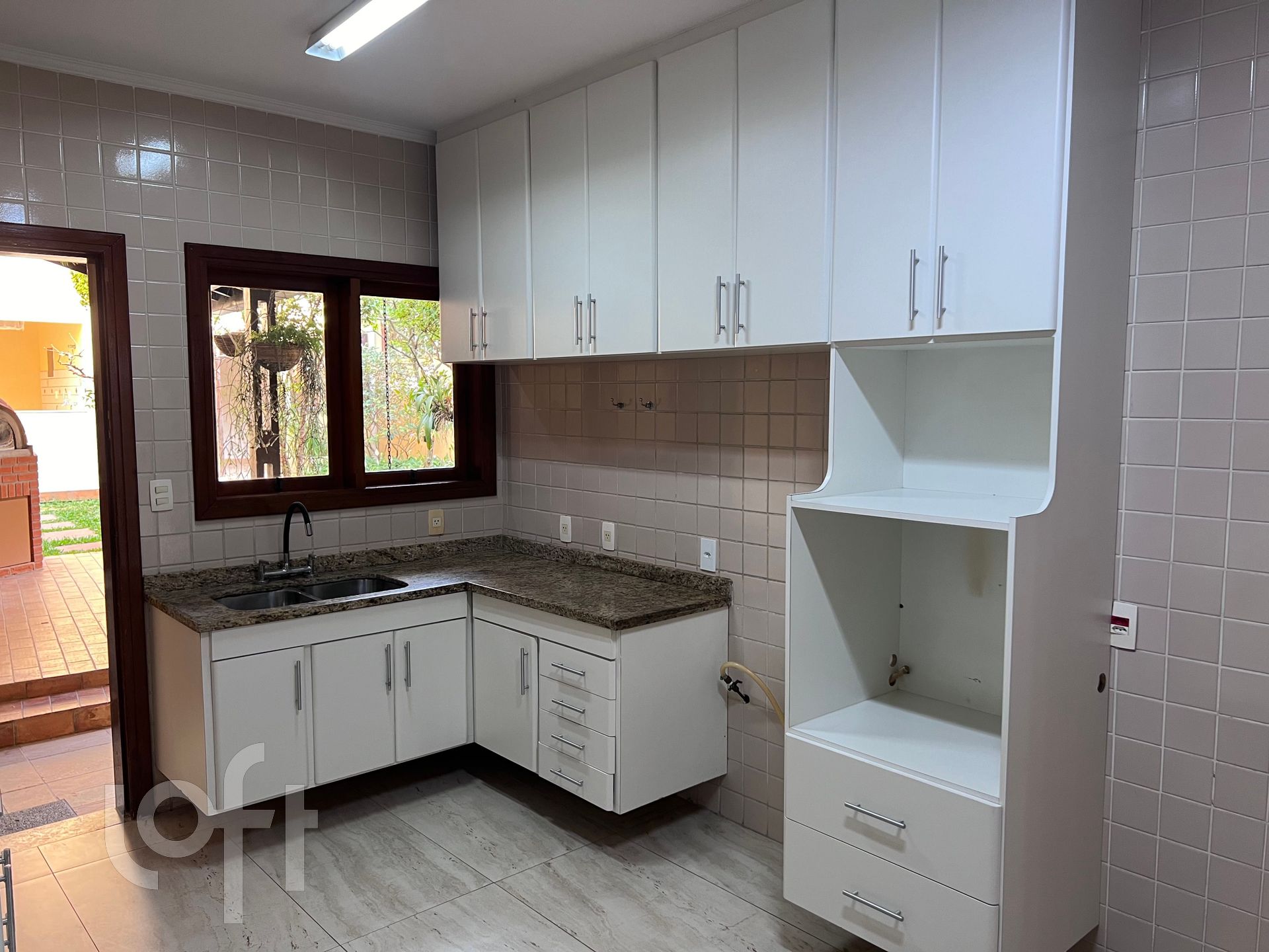 Casa à venda com 2 quartos, 190m² - Foto 13