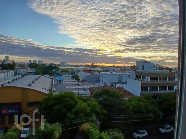 Apartamento com 59m², 2 dormitórios, 1 suíte, 1 vaga, São João em Porto Alegre