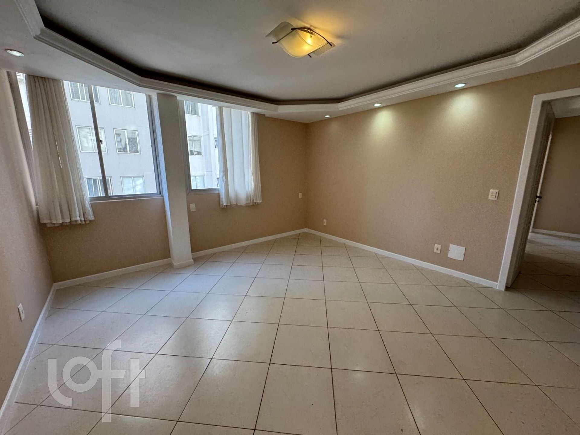 Apartamento à venda em Centro com 80 m², 3 quartos, 1 vaga