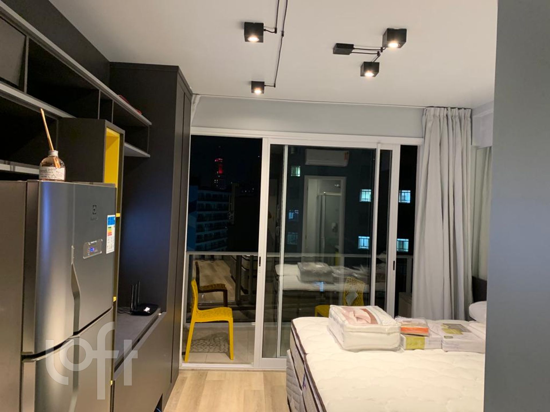 Apartamento à venda com 1 quarto, 23m² - Foto 3