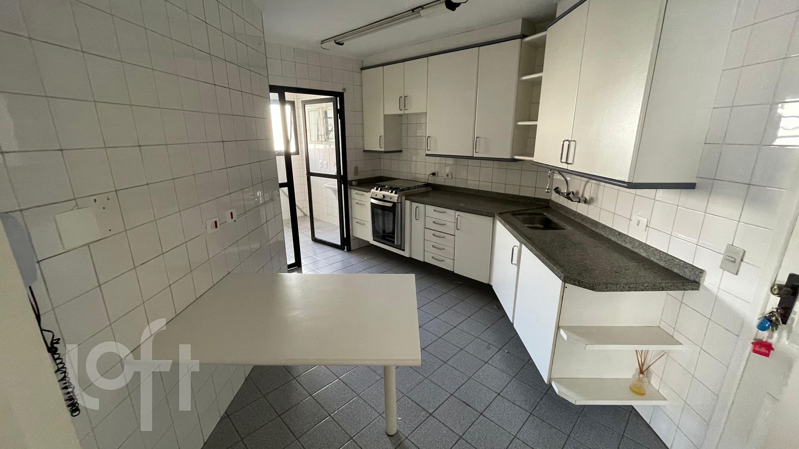 Apartamento à venda com 3 quartos, 104m² - Foto 8