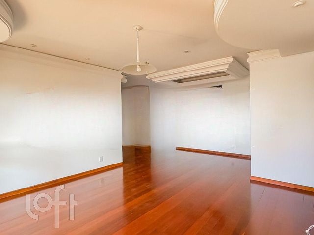 Apartamento com 132m², 3 dormitórios, 1 suíte, 1 vaga, Vila Ipiranga em Porto Alegre