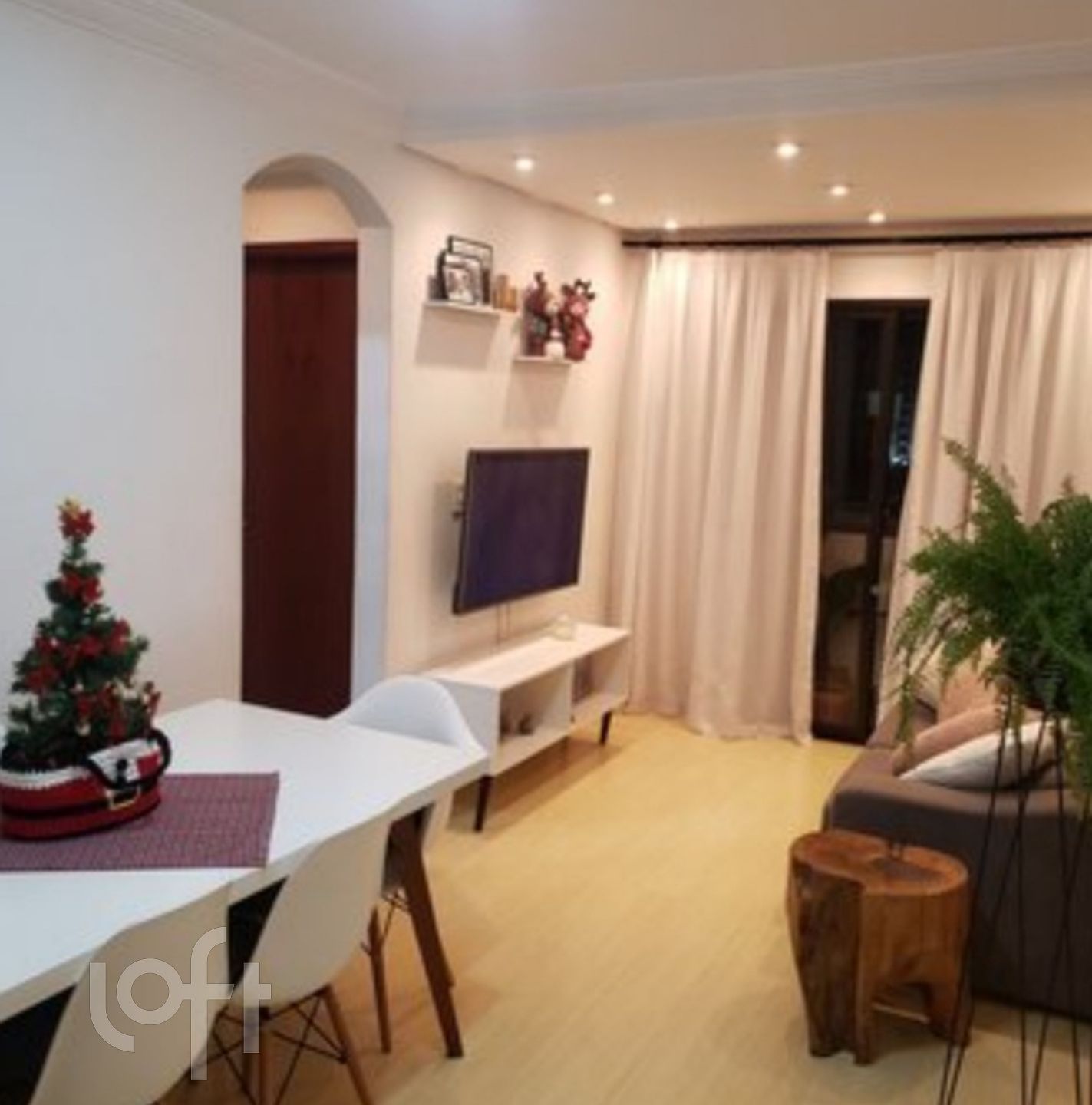 Apartamento à venda com 2 quartos, 52m² - Foto 1