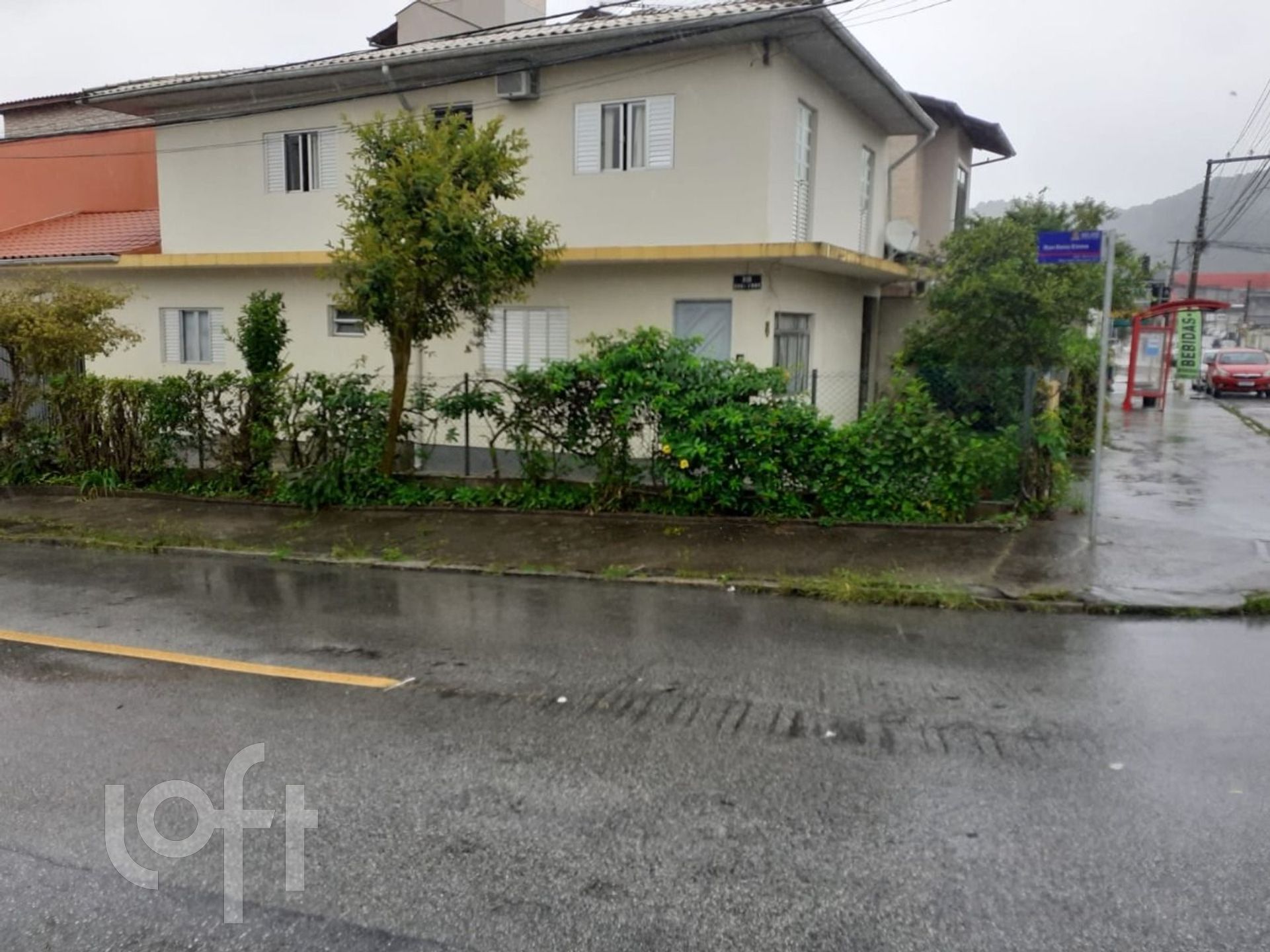 Casa à venda em Bela Vista com 200 m², 4 quartos, 1 suíte, 2 vagas