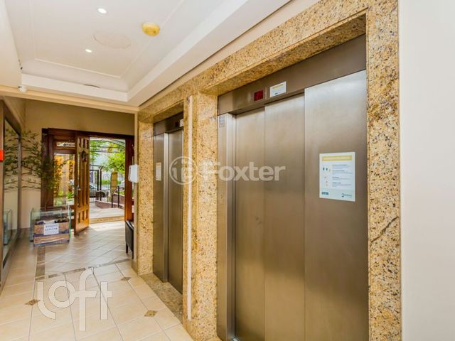 Apartamento com 93m², 3 dormitórios, 1 suíte, 2 vagas, Rio Branco em Porto Alegre