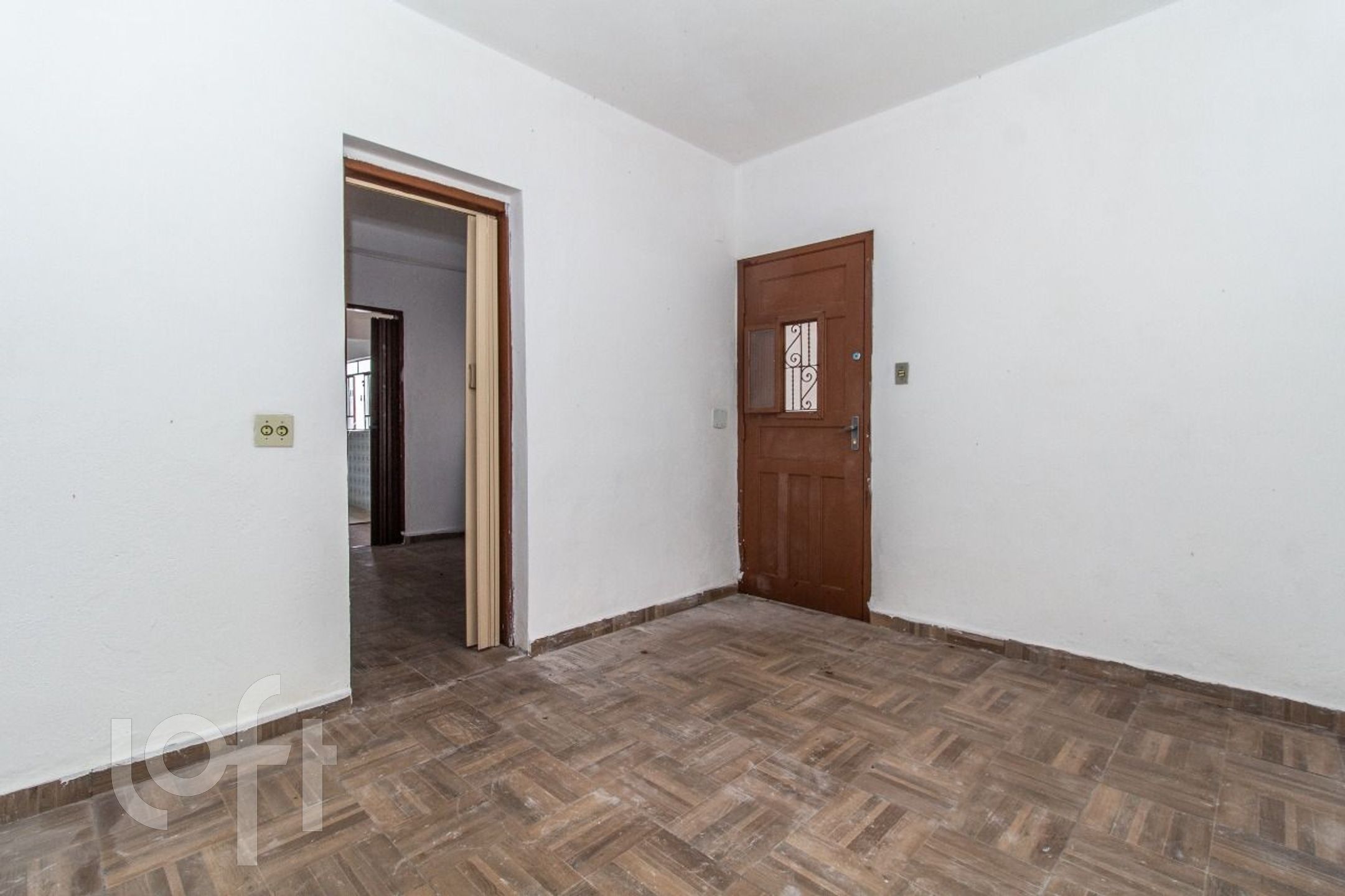 Casa à venda com 4 quartos, 168m² - Foto 4