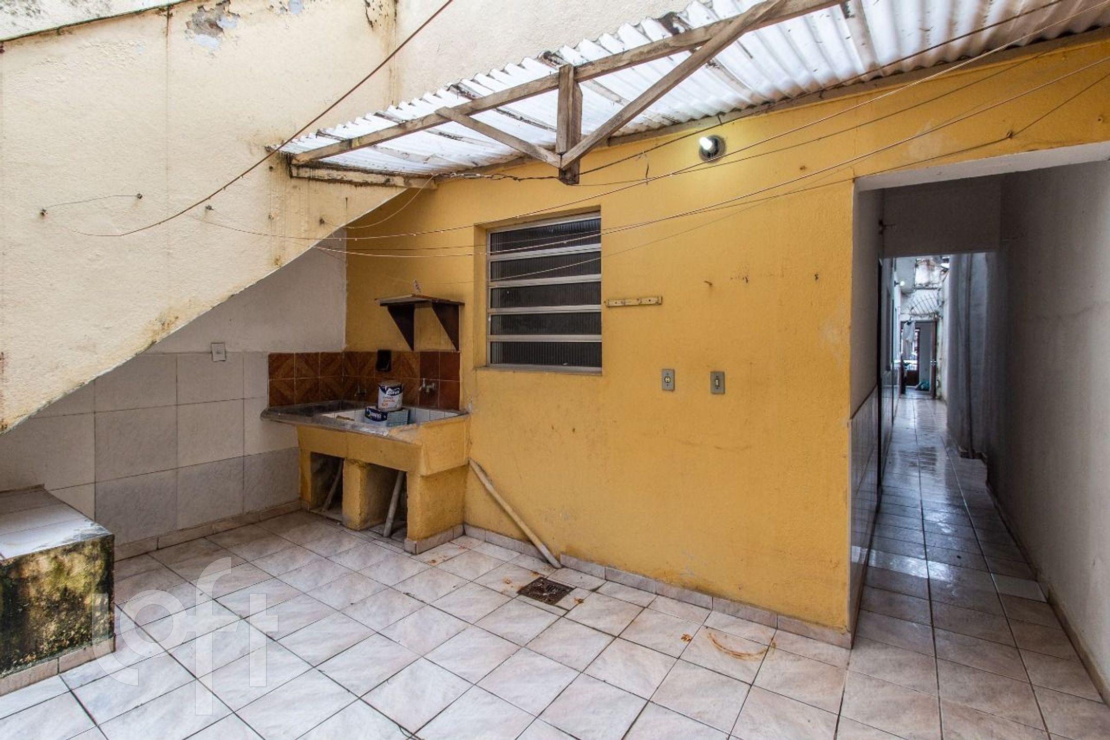 Casa à venda com 4 quartos, 168m² - Foto 29