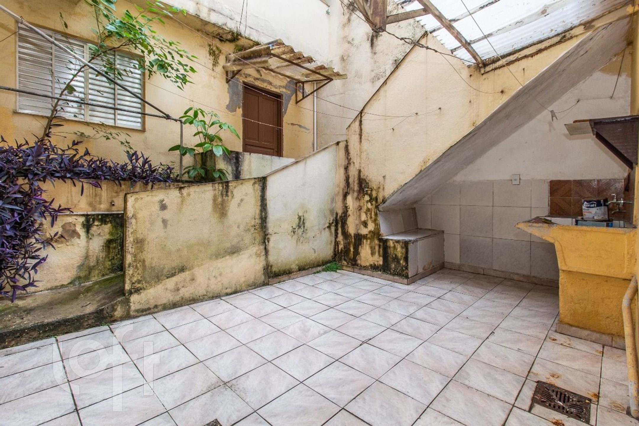 Casa à venda com 4 quartos, 168m² - Foto 27