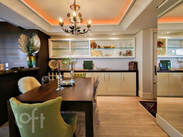 Apartamento com 117m², 3 dormitórios, 1 suíte, 1 vaga, Higienópolis em Porto Alegre