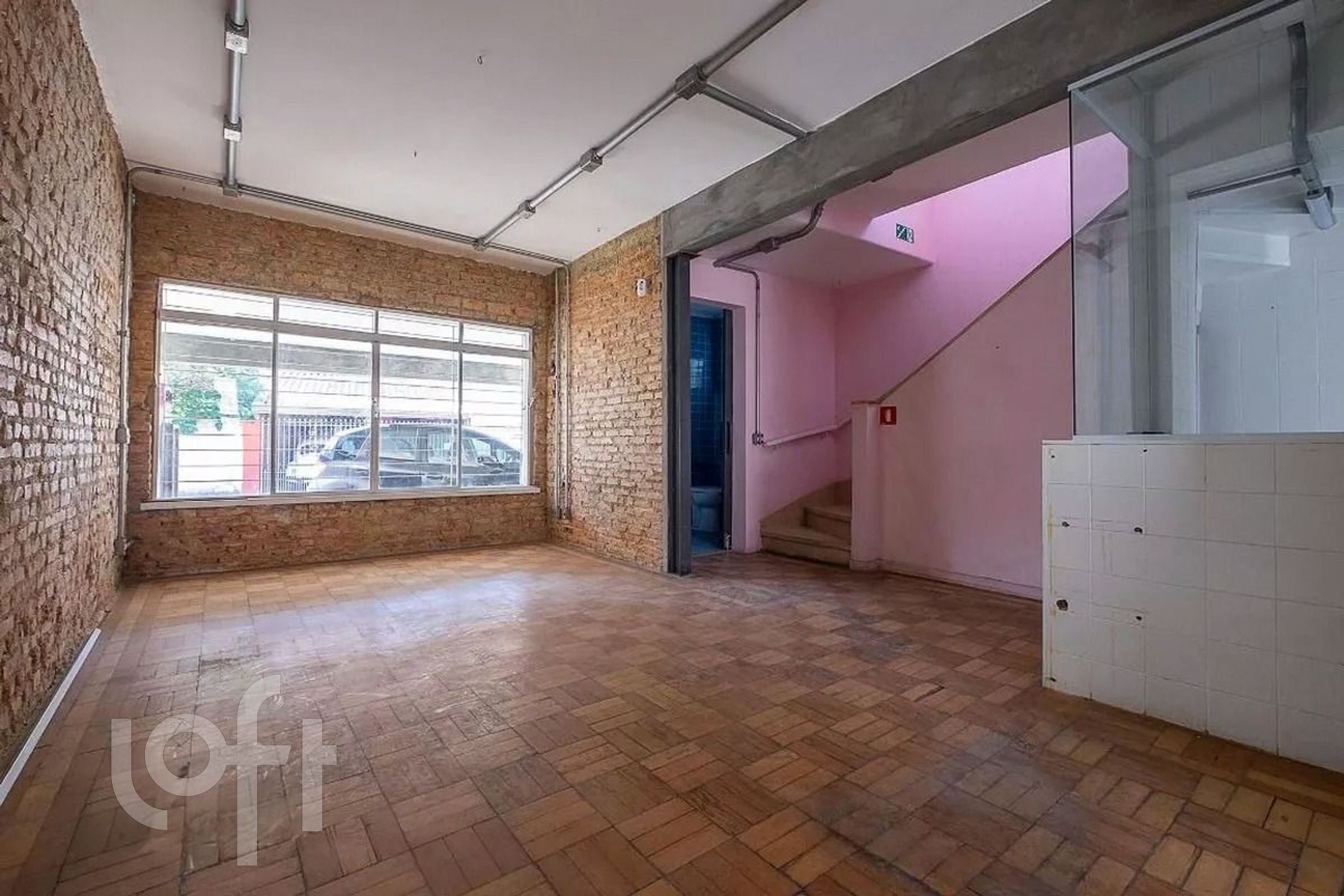 Casa à venda com 1 quarto, 225m² - Foto 1