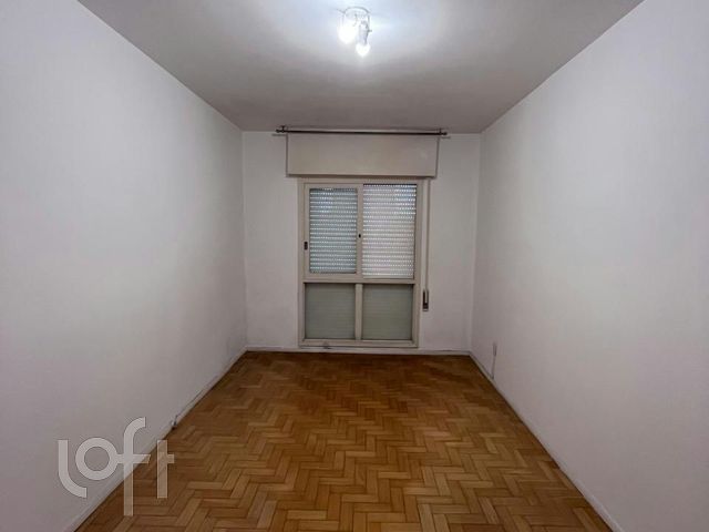 Apartamento com 108m², 3 dormitórios, 1 suíte, 2 vagas, Petrópolis em Porto Alegre