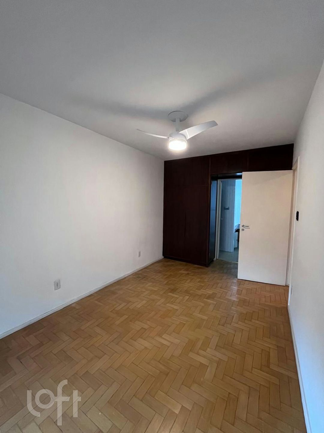 Apartamento com 108m², 3 dormitórios, 1 suíte, 2 vagas, Petrópolis em Porto Alegre