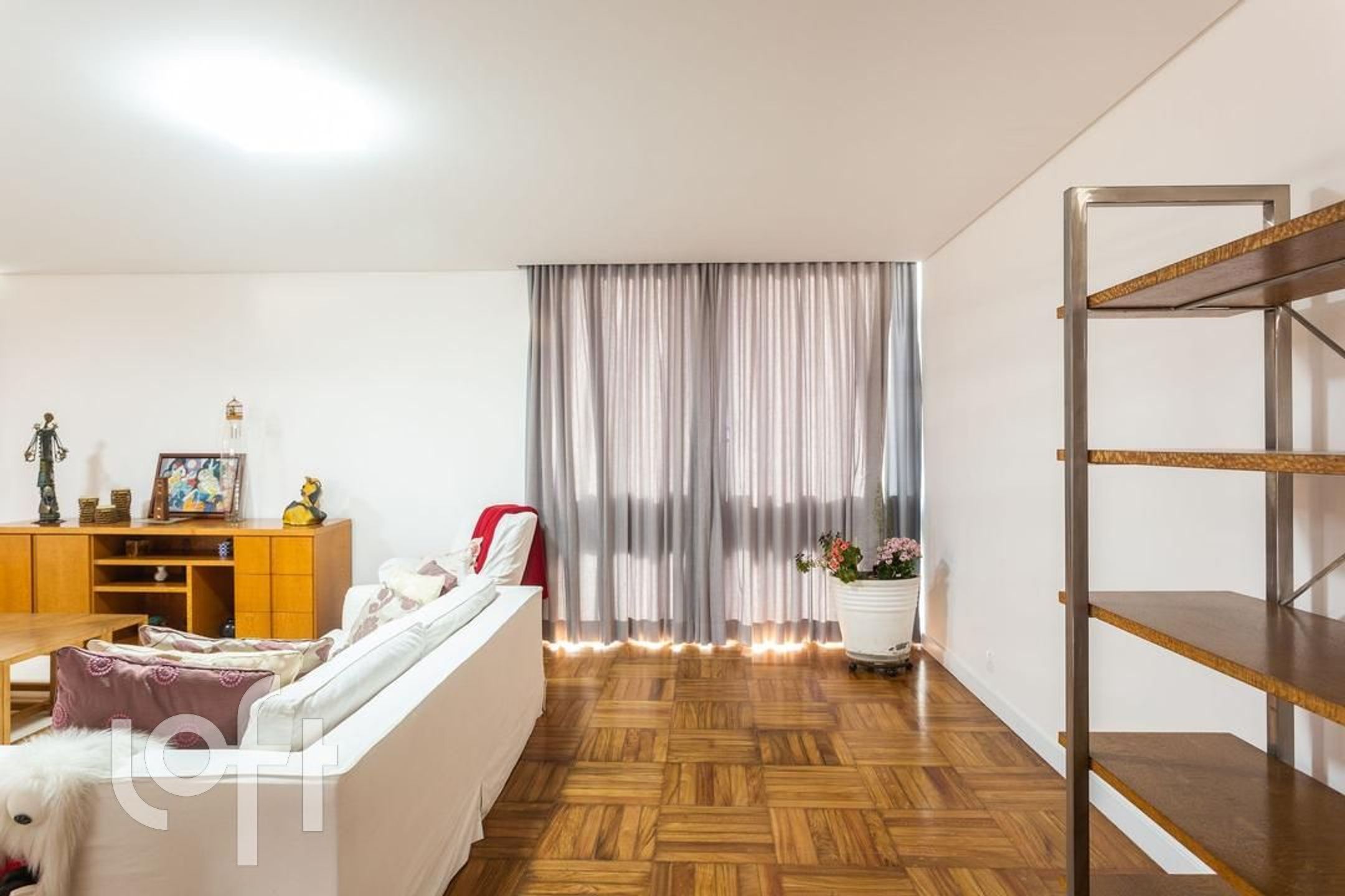 Apartamento à venda com 3 quartos, 248m² - Foto 8