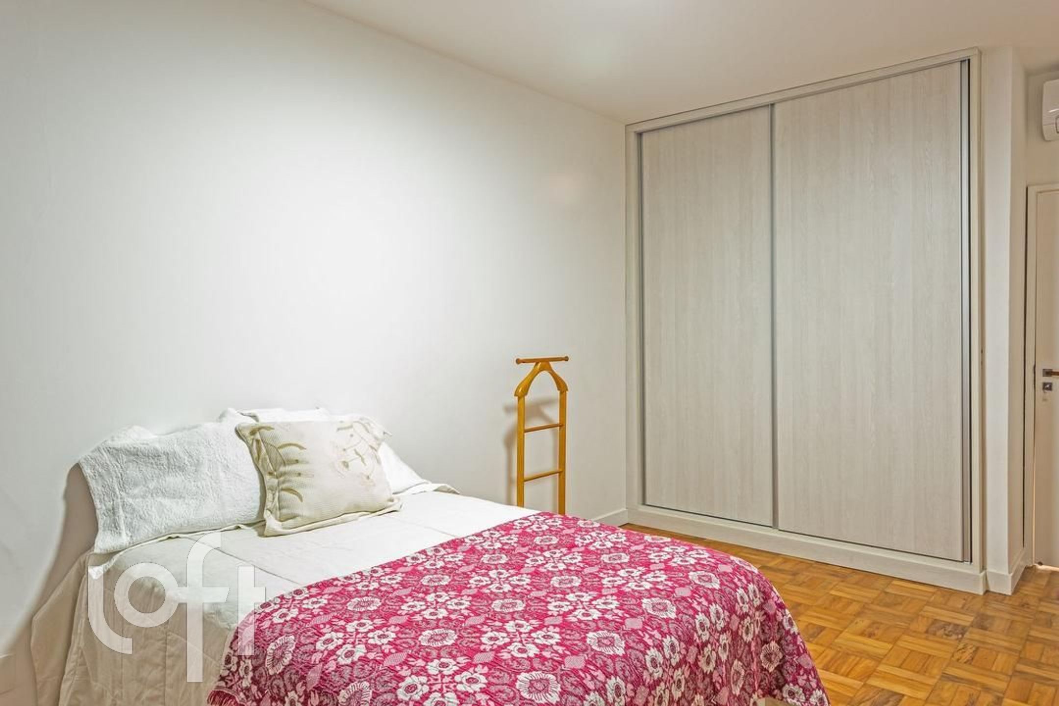 Apartamento à venda com 3 quartos, 248m² - Foto 16