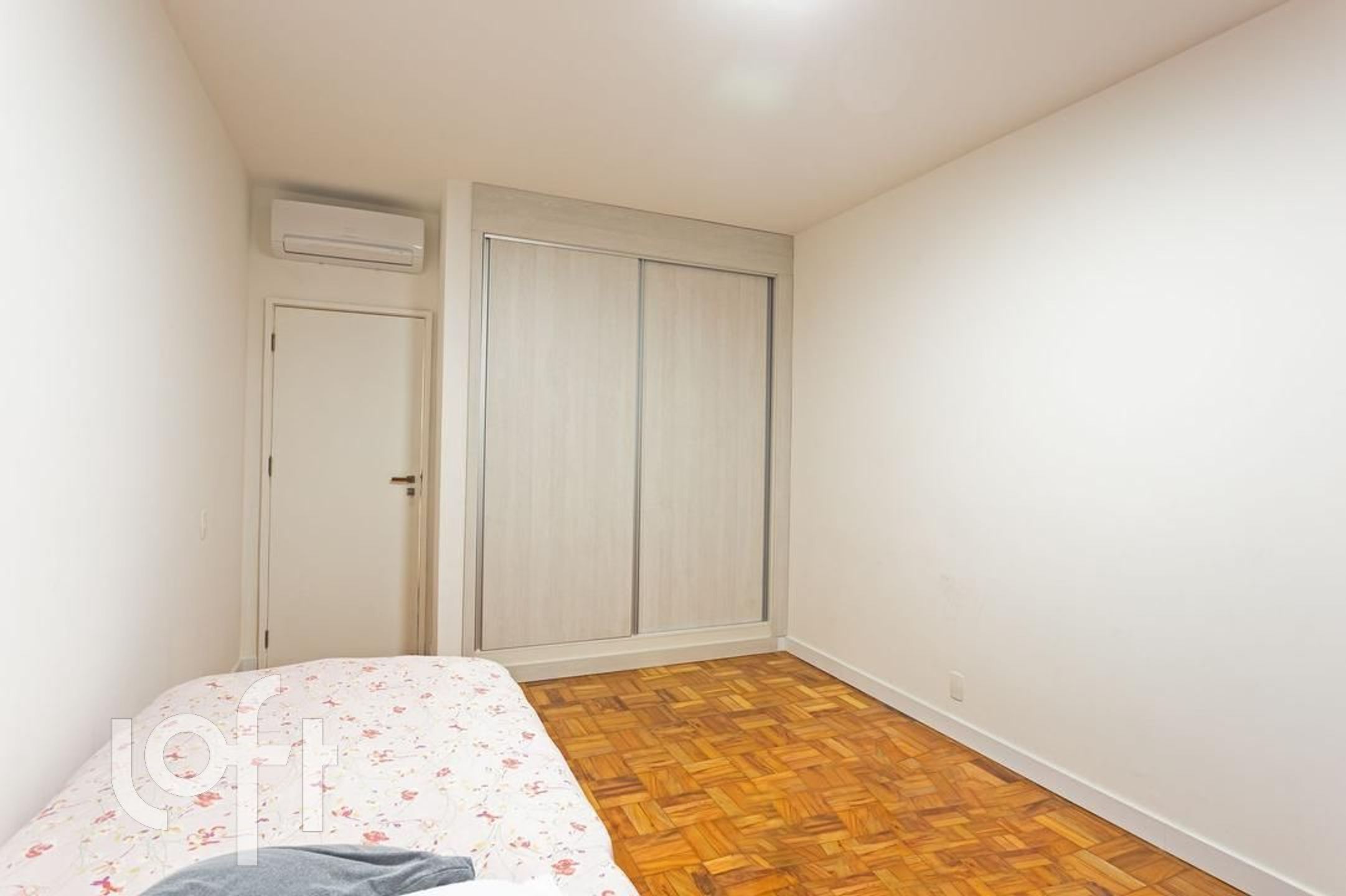 Apartamento à venda com 3 quartos, 248m² - Foto 13