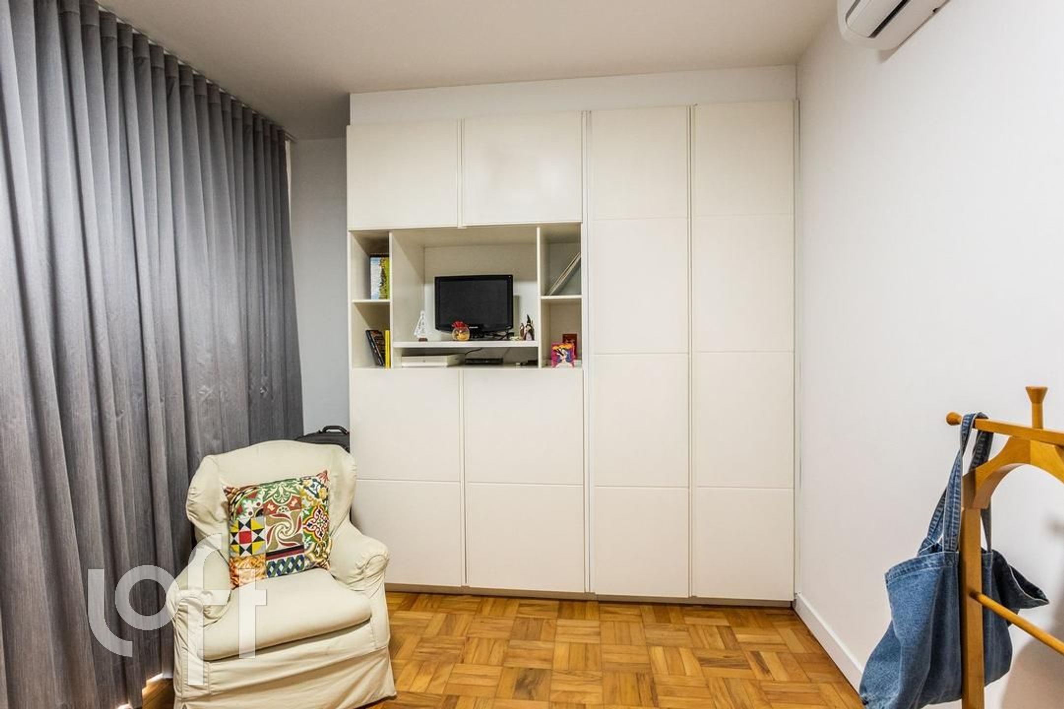 Apartamento à venda com 3 quartos, 248m² - Foto 18