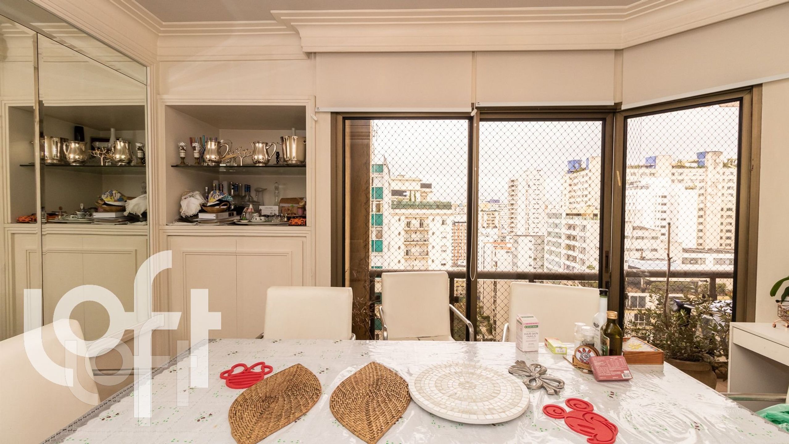 Apartamento à venda com 4 quartos, 270m² - Foto 8