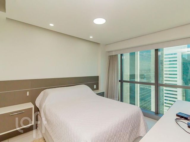 Apartamento com 38m², 1 dormitório, 1 vaga, Praia de Belas em Porto Alegre