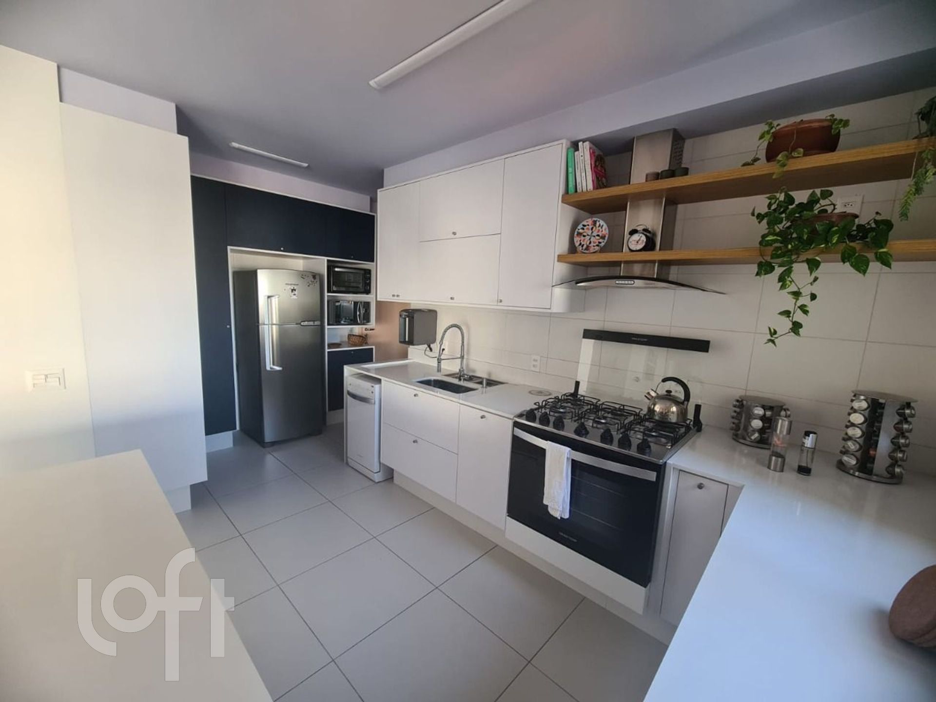 Apartamento à venda com 3 quartos, 149m² - Foto 7