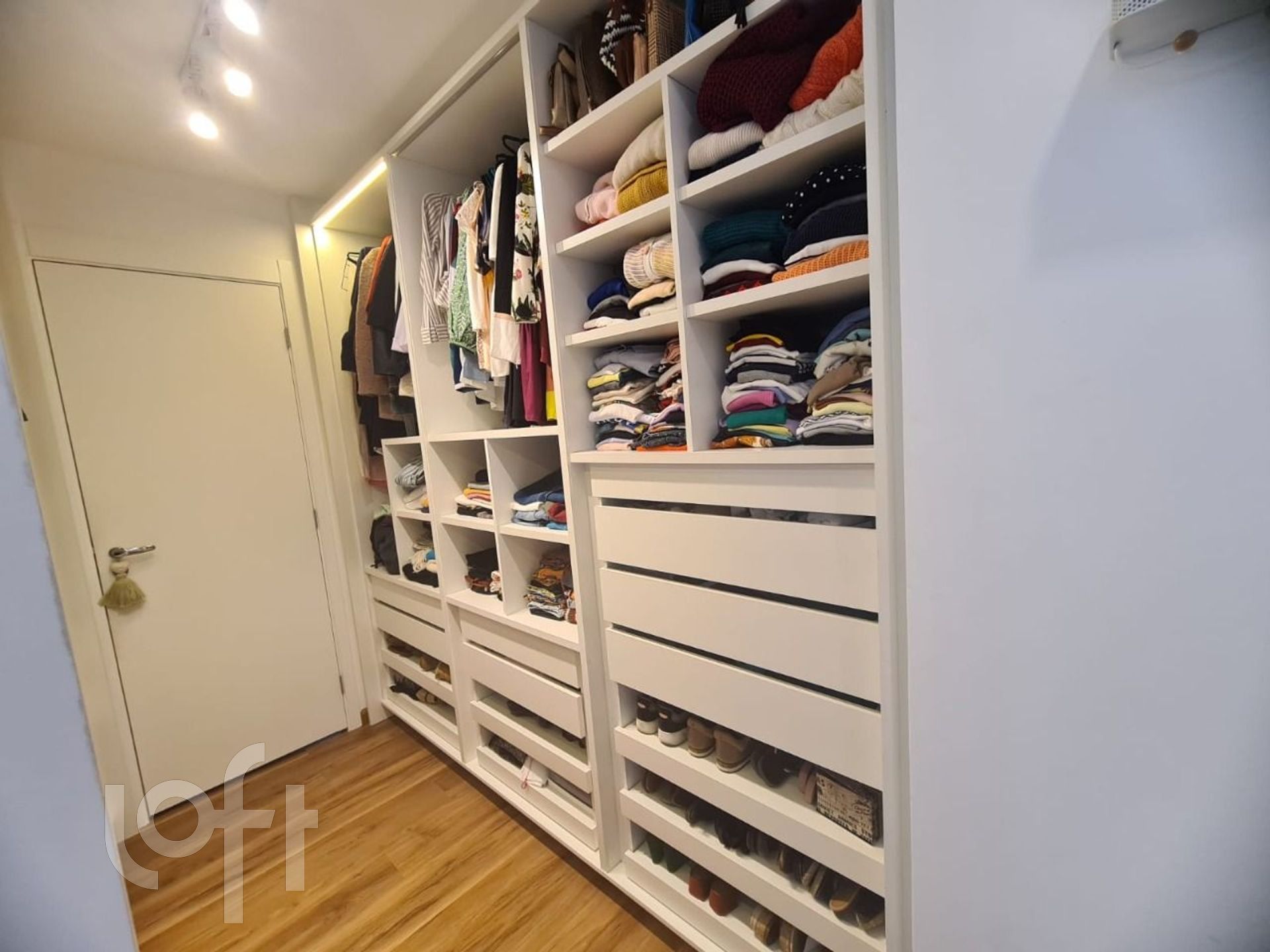 Apartamento à venda com 3 quartos, 149m² - Foto 46