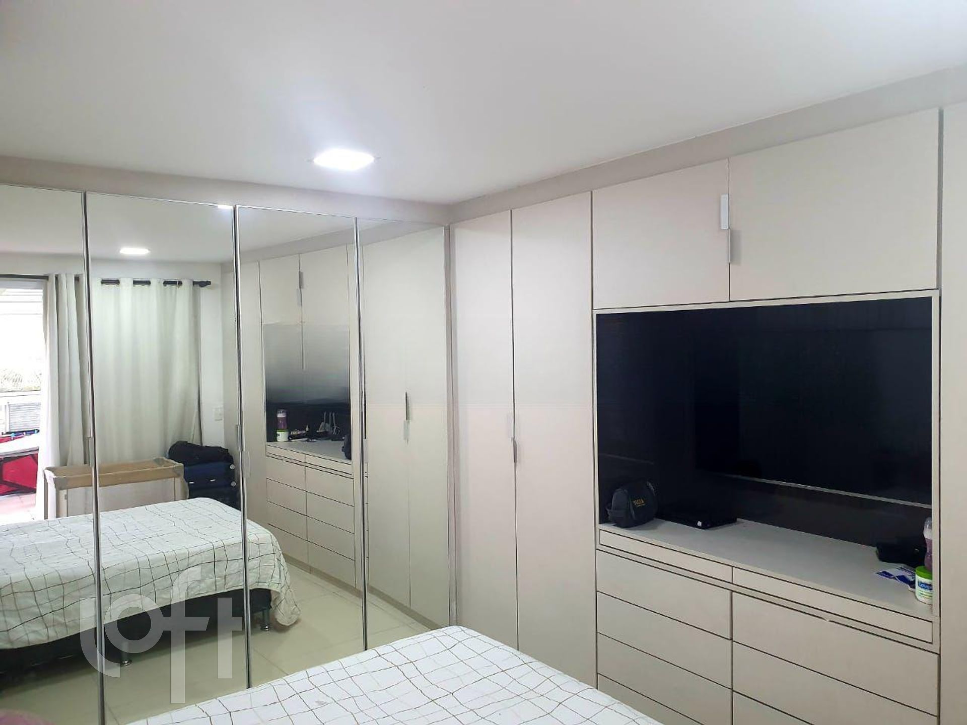 Apartamento à venda com 3 quartos, 150m² - Foto 17