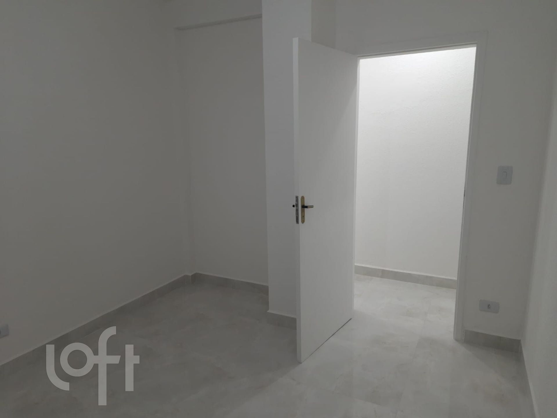 Apartamento à venda com 2 quartos, 60m² - Foto 9