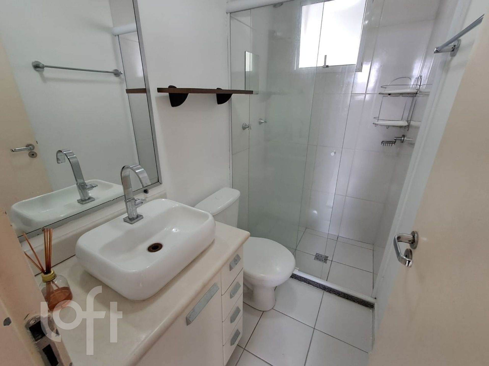 Apartamento à venda com 2 quartos, 70m² - Foto 13