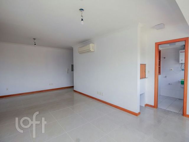 Apartamento com 82m², 2 dormitórios, 1 suíte, 1 vaga, Higienópolis em Porto Alegre