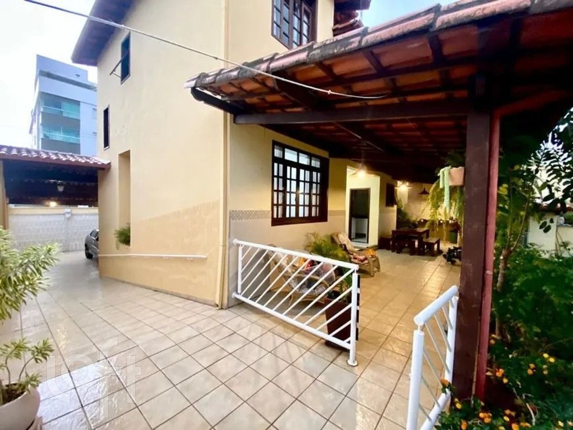 Casa à venda com 4 quartos, 320m² - Foto 27