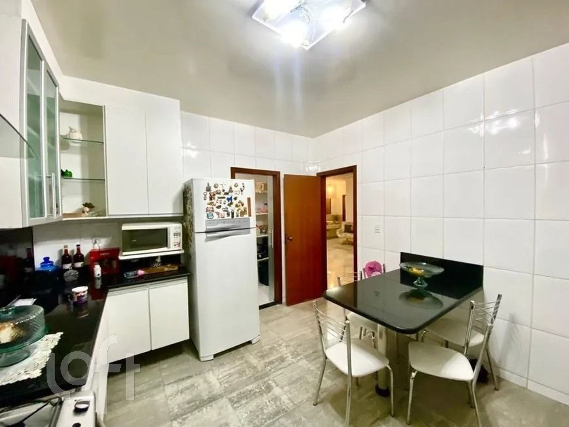 Casa à venda com 4 quartos, 320m² - Foto 7