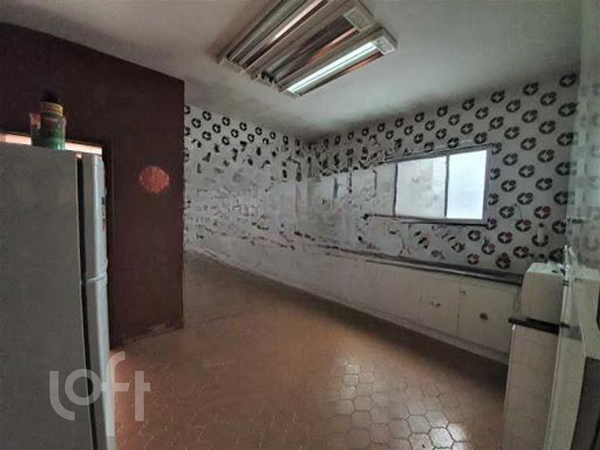 Casa à venda com 4 quartos, 370m² - Foto 14