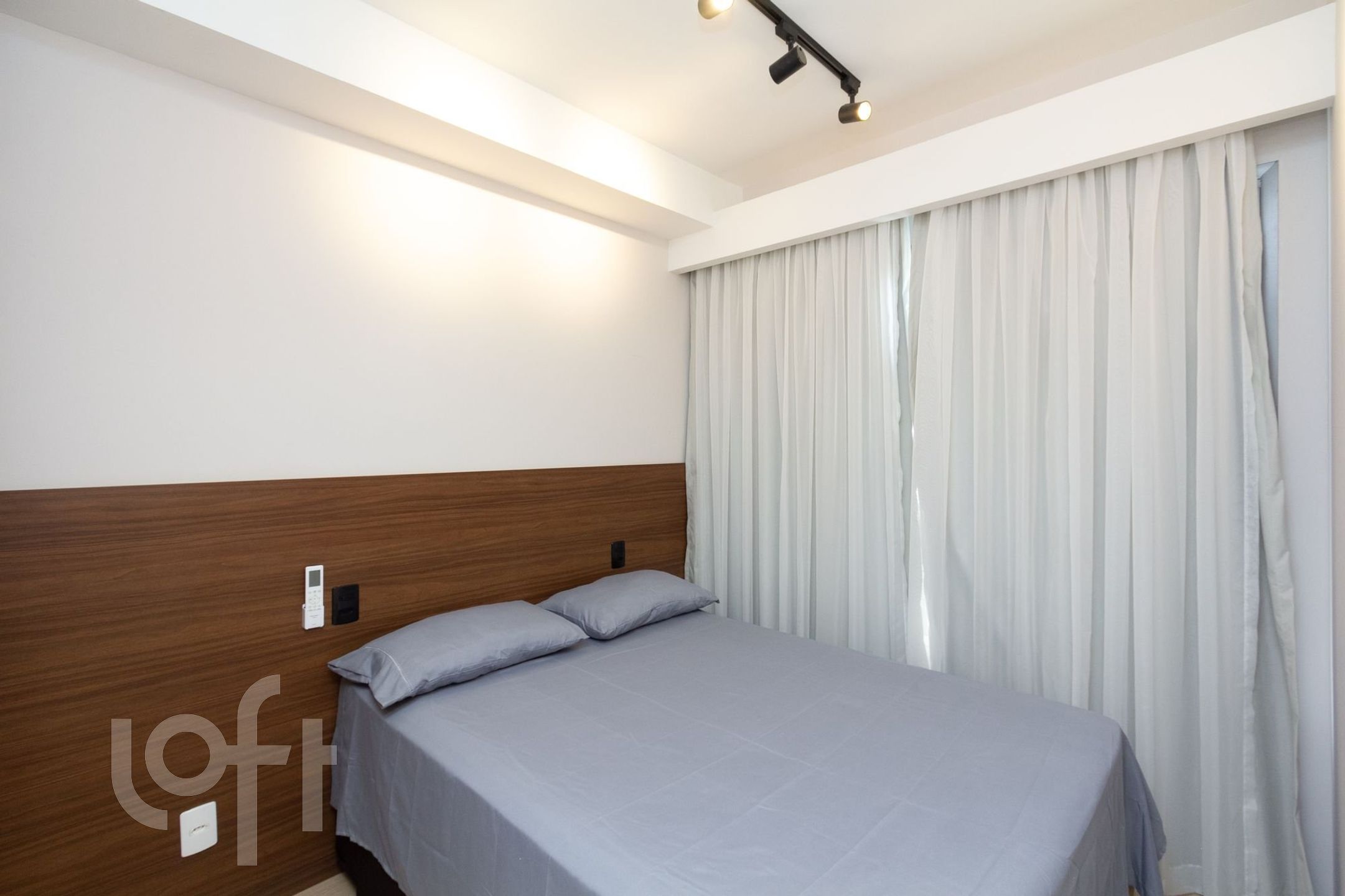 Apartamento à venda com 1 quarto, 27m² - Foto 4