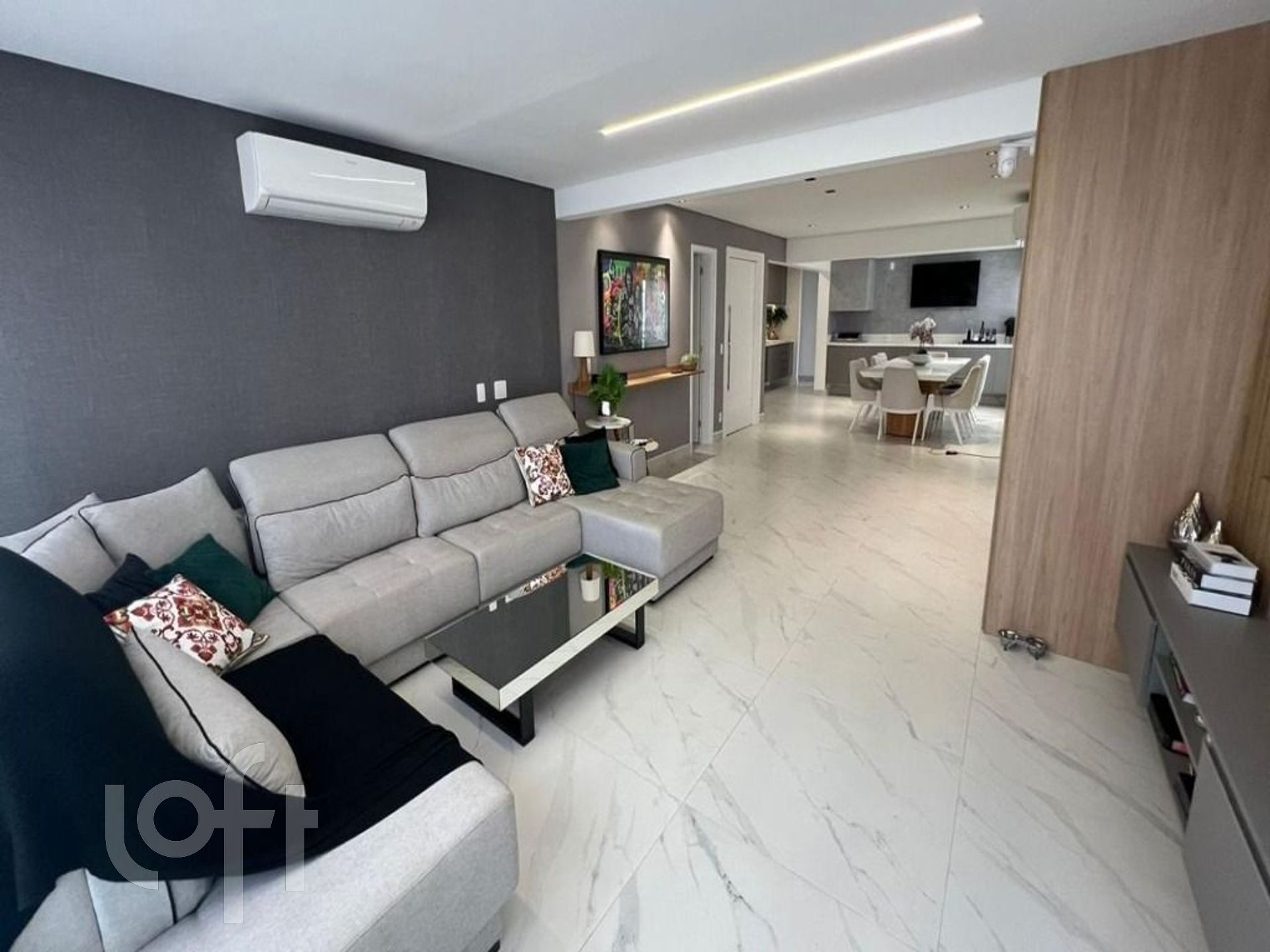 Apartamento à venda com 4 quartos, 154m² - Foto 2