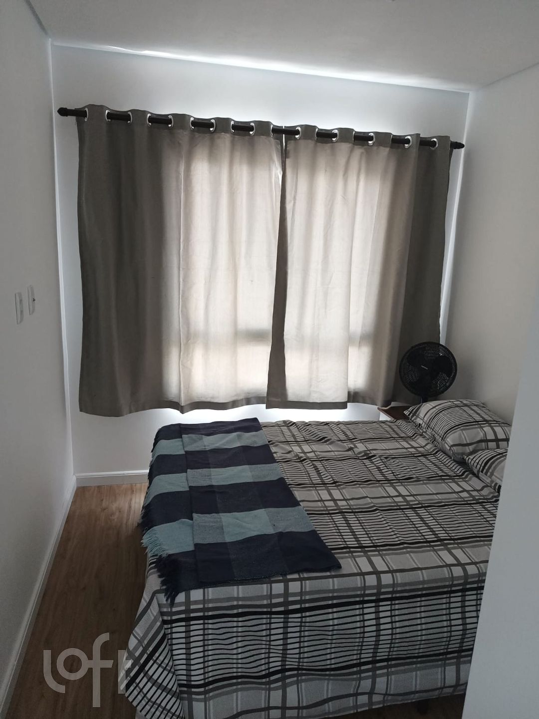 Apartamento à venda com 1 quarto, 29m² - Foto 2