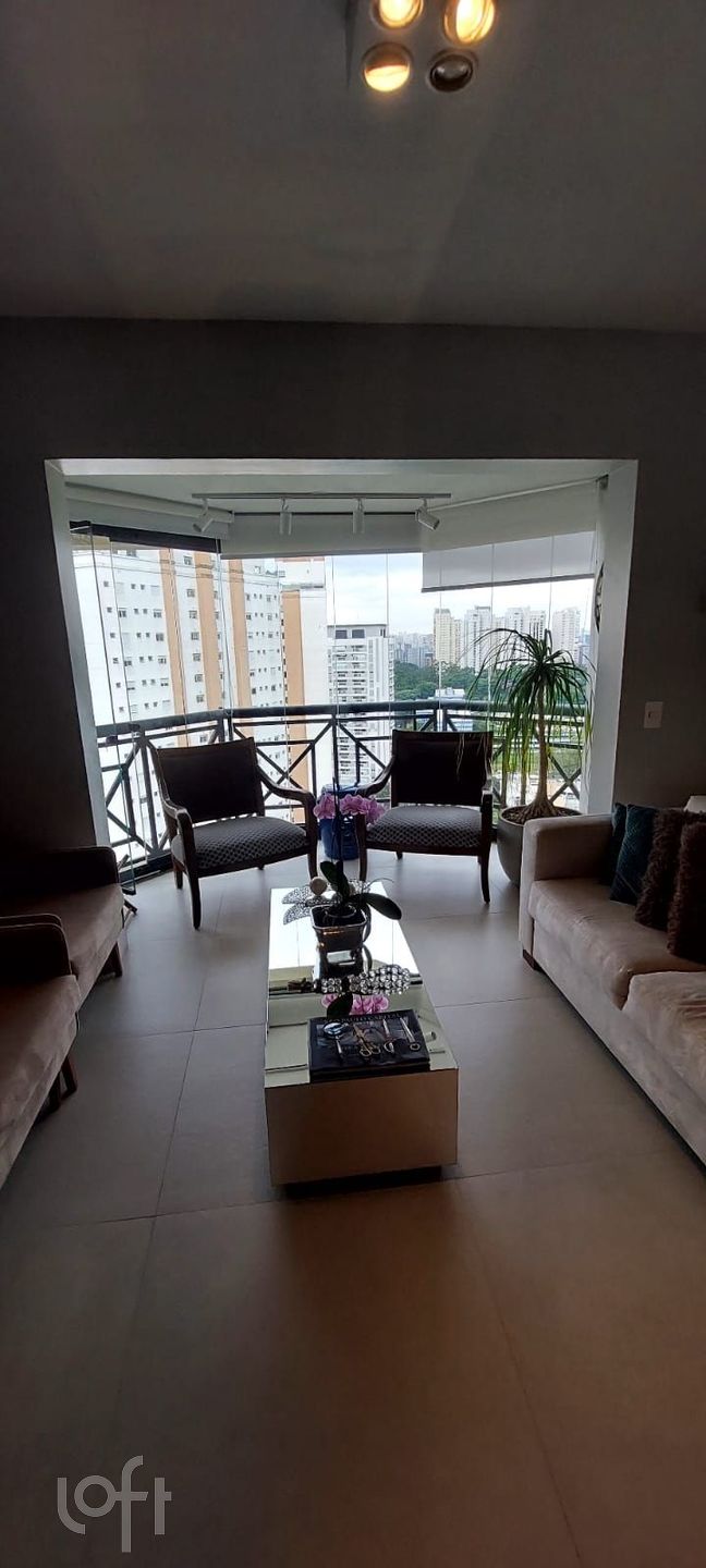 Apartamento à venda com 3 quartos, 125m² - Foto 8