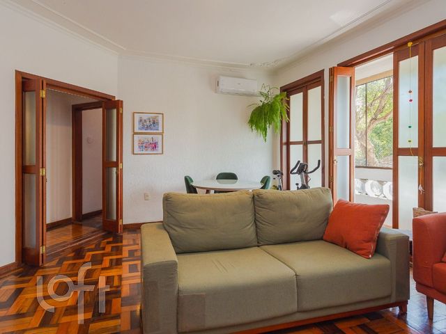 Apartamento com 107m², 3 dormitórios, 1 vaga, Petrópolis em Porto Alegre