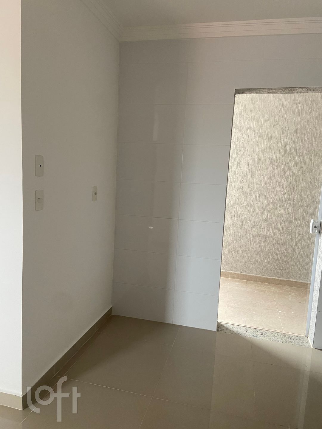 Apartamento à venda com 2 quartos, 45m² - Foto 2