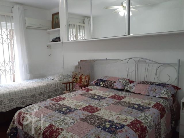 Apartamento com 64m², 2 dormitórios, 1 suíte, 1 vaga, Bom Fim em Porto Alegre