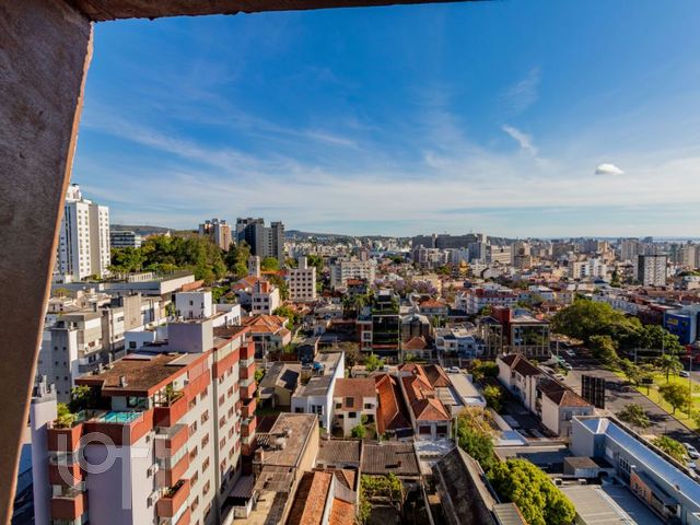 Apartamento com 26m², 1 dormitório, 1 vaga, Rio Branco em Porto Alegre