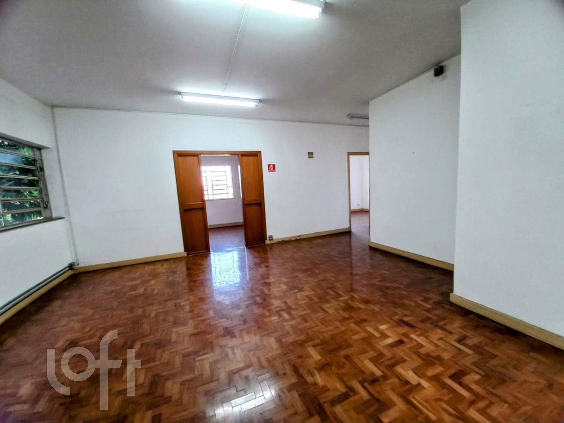 Casa à venda com 4 quartos, 1002m² - Foto 33