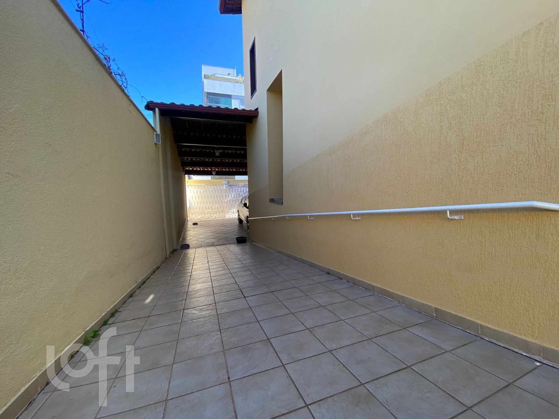 Casa à venda com 5 quartos, 320m² - Foto 19