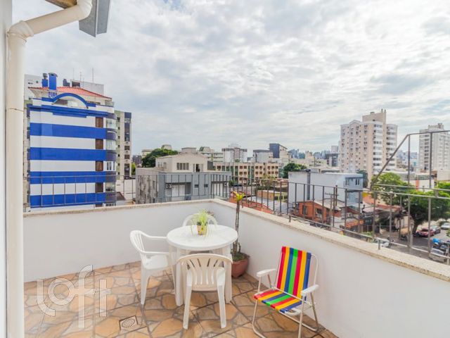 Apartamento com 102m², 2 dormitórios, 1 vaga, Santana em Porto Alegre