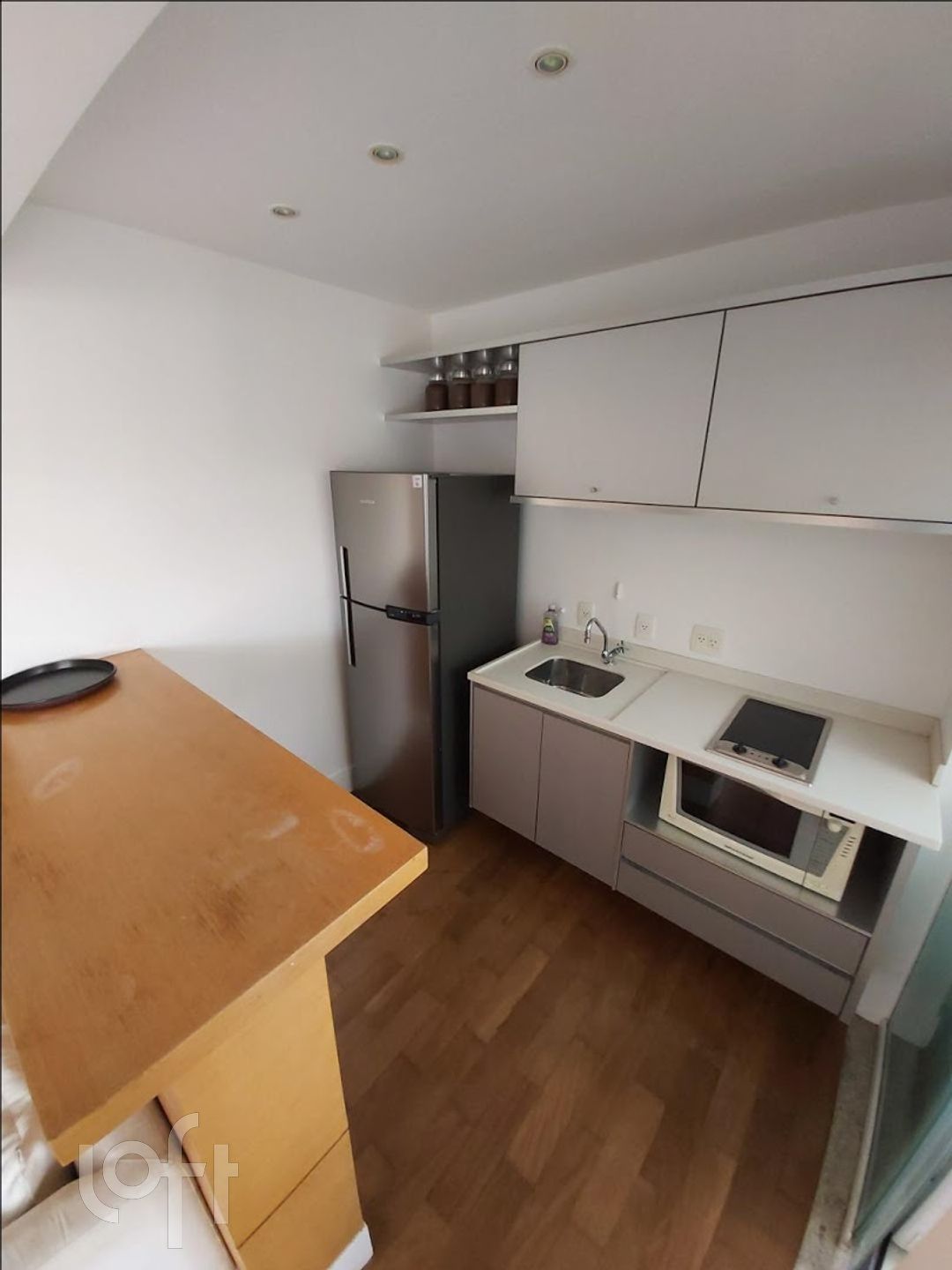 Apartamento à venda com 1 quarto, 48m² - Foto 2