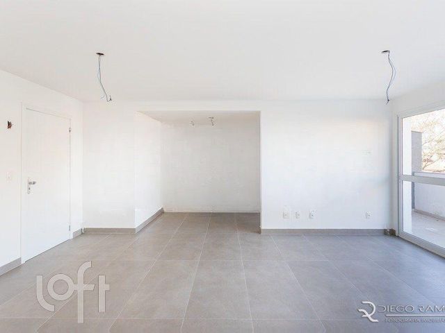 Apartamento com 84m², 2 dormitórios, 2 suítes, 2 vagas, Jardim Botânico em Porto Alegre