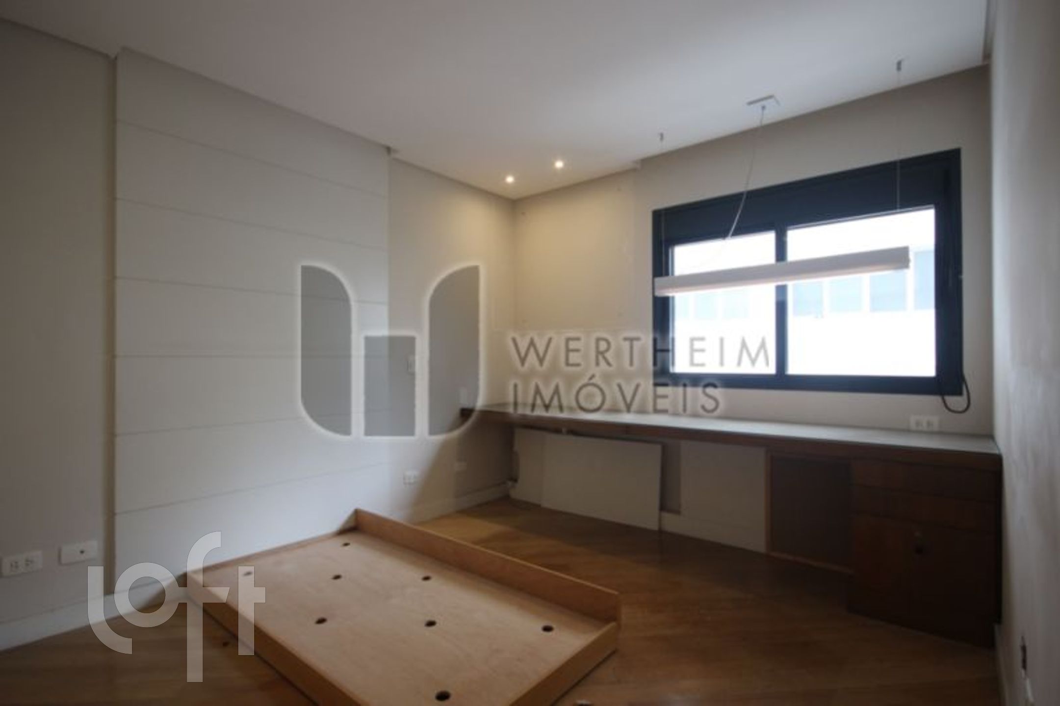 Apartamento à venda com 4 quartos, 202m² - Foto 17