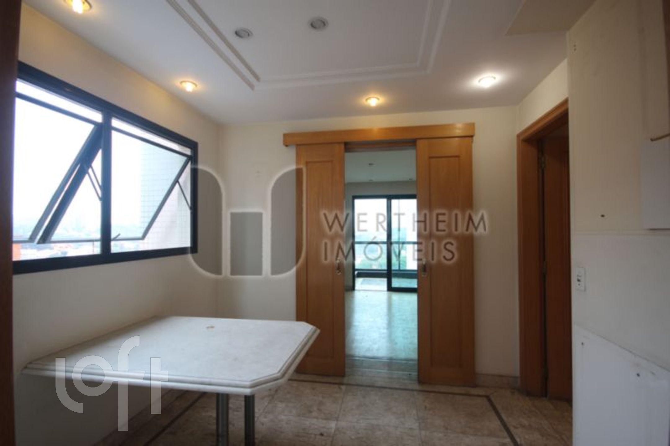 Apartamento à venda com 4 quartos, 202m² - Foto 10