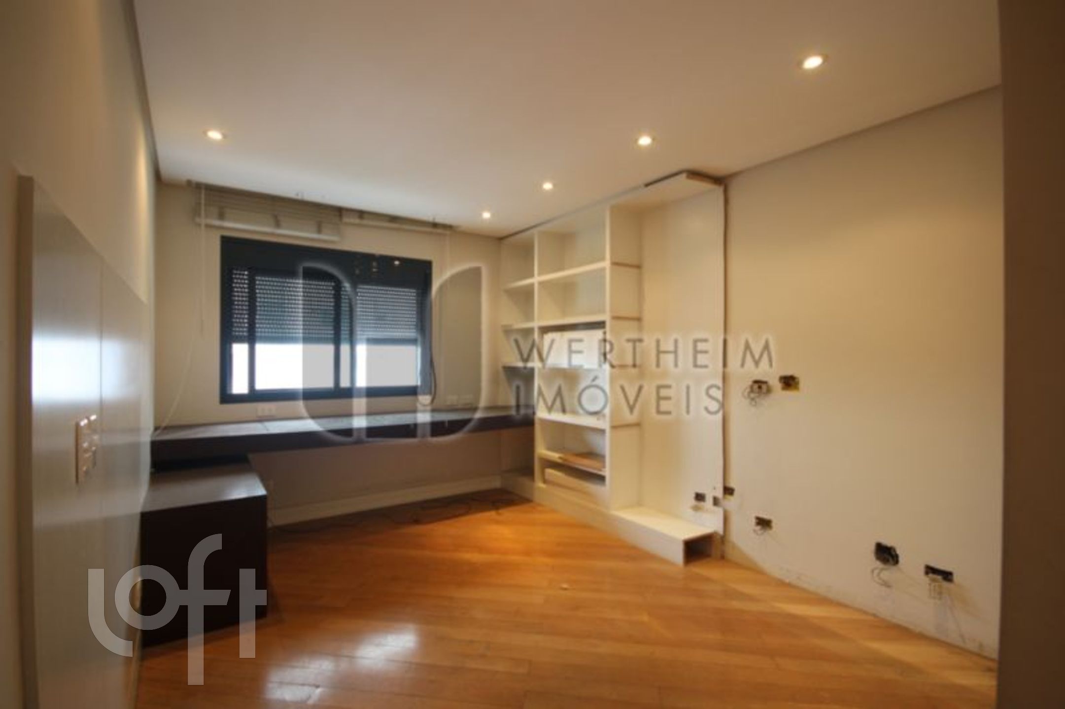 Apartamento à venda com 4 quartos, 202m² - Foto 14