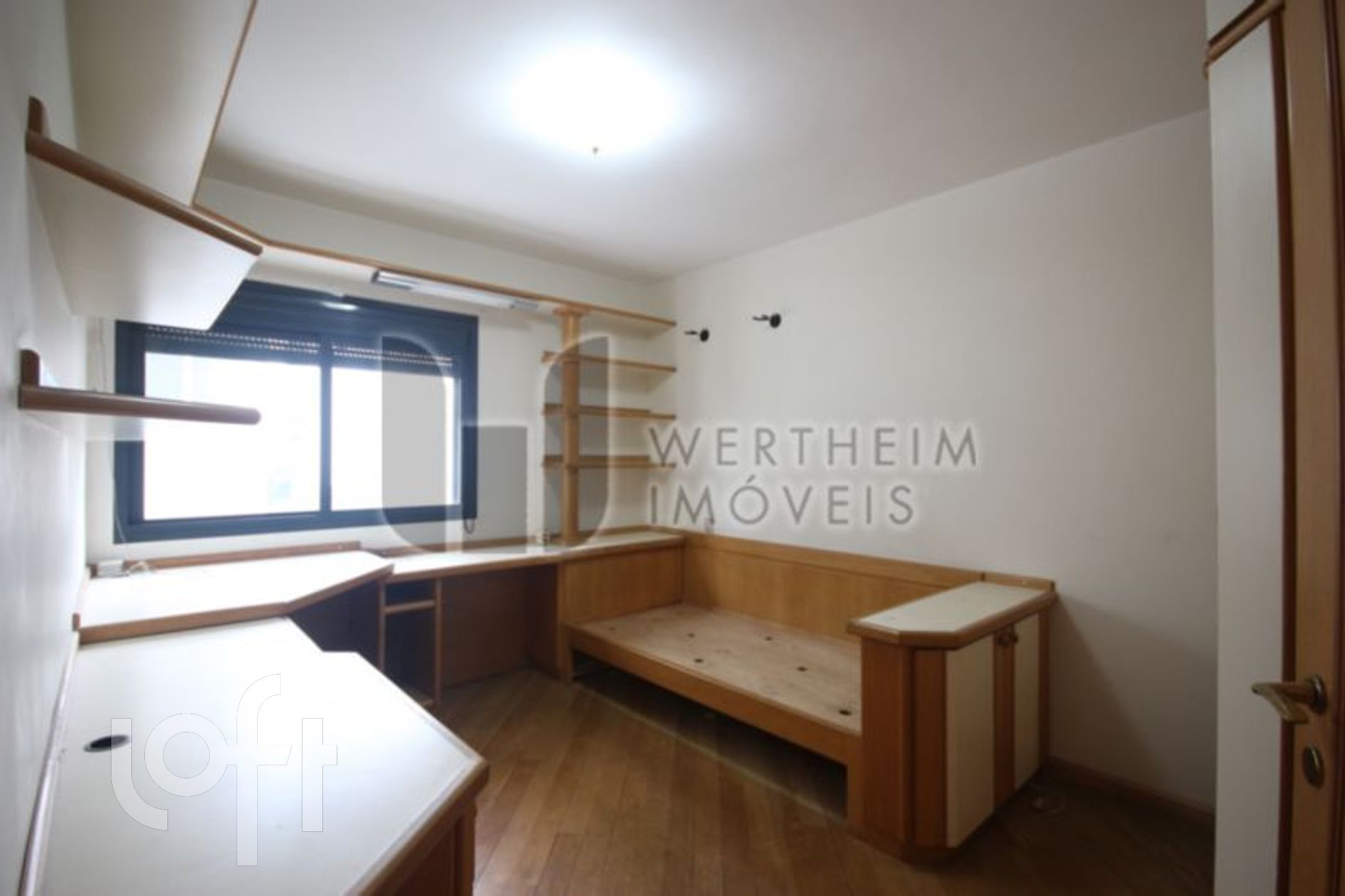 Apartamento à venda com 4 quartos, 202m² - Foto 18