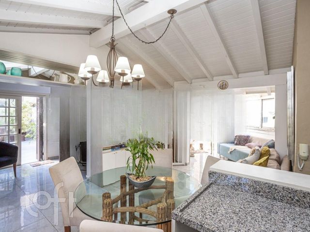 Apartamento com 337m², 3 dormitórios, 2 vagas, Bela Vista em Porto Alegre